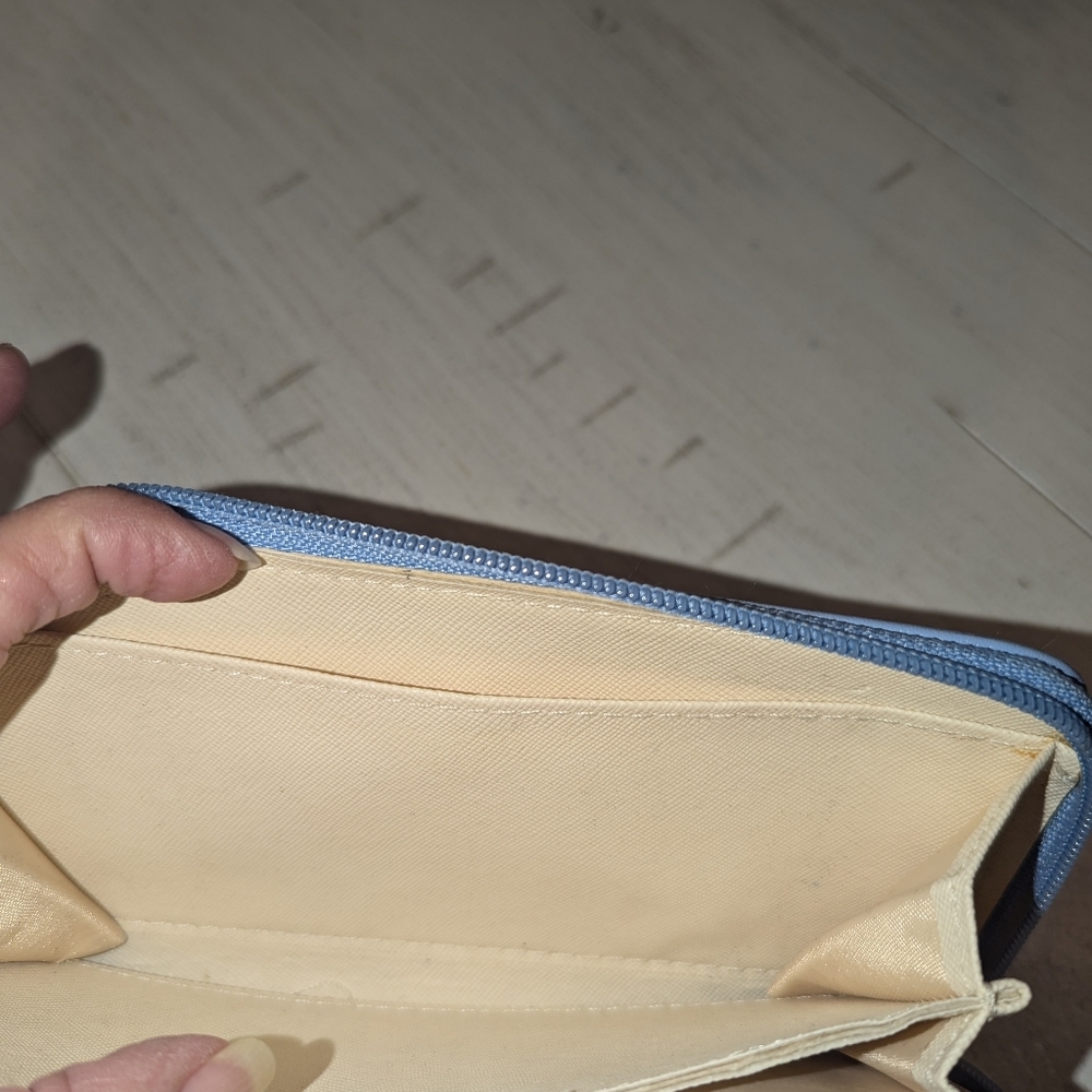 Christian LaCroix baby blue long wallet - Picture 8 of 14